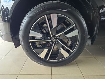 Car image 36
