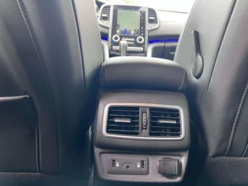 Car image 39