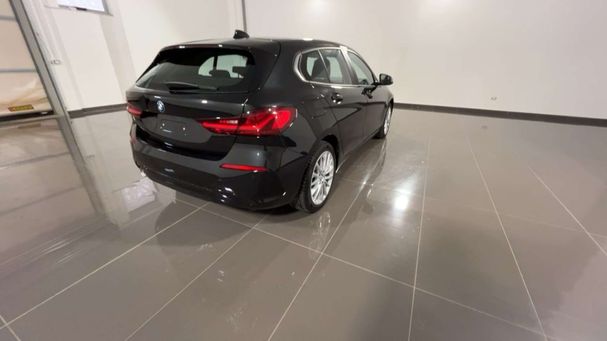 BMW 116d Advantage 85 kW image number 2