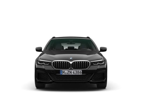 BMW 520i Touring 135 kW image number 2