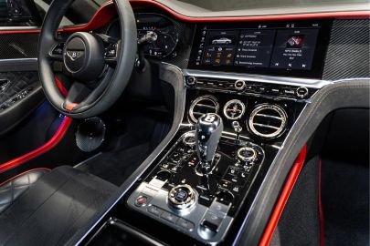 Car image 32