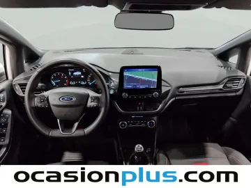 Car image 10