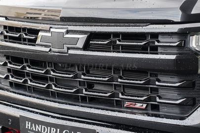 Car image 40
