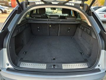 Car image 37