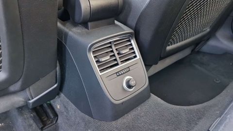 Car image 41