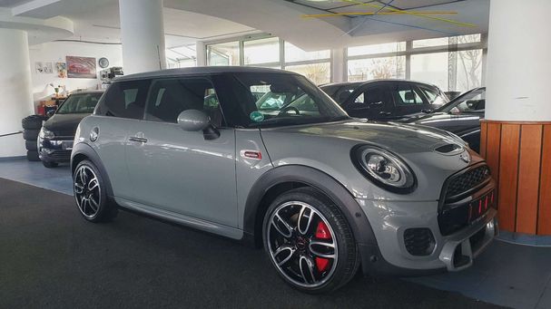 Mini John Cooper Works 170 kW image number 2