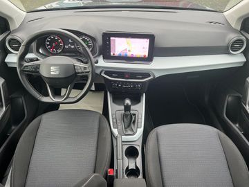 Car image 18