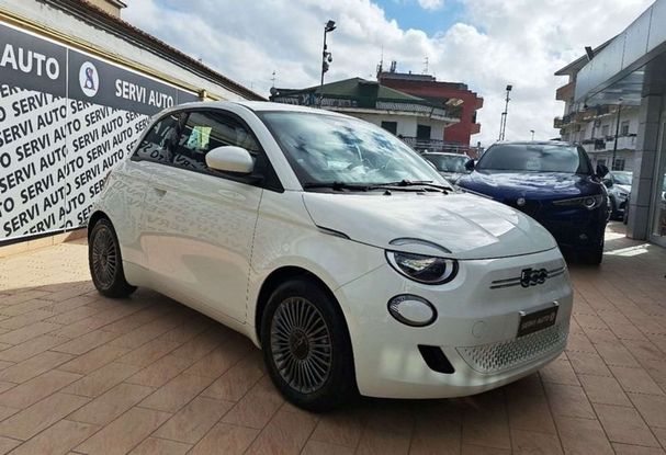 Fiat 500 e 70 kW image number 2