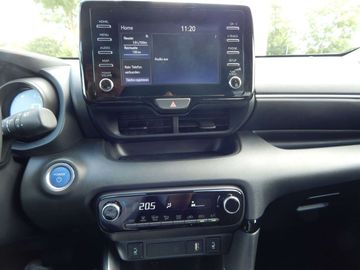 Car image 14