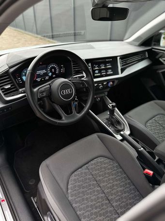 Audi A1 30 TFSI S-line Sportback 81 kW image number 4