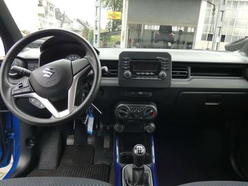 Car image 14