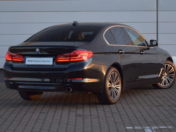 BMW 520i 135 kW image number 3