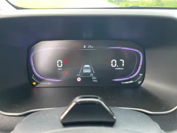 Car image 29