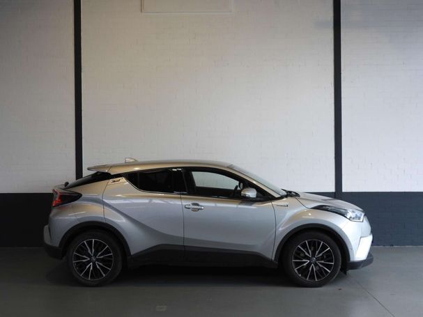 Toyota C-HR 1.8 Hybrid Executive 90 kW image number 3