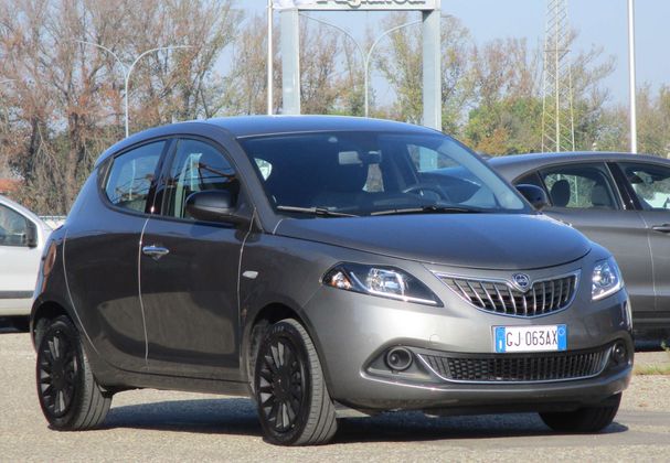 Lancia Ypsilon 51 kW image number 2