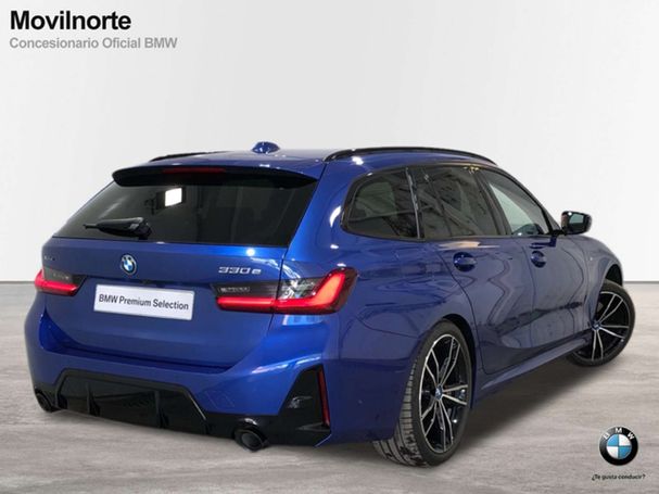 BMW 330e Touring xDrive 215 kW image number 23