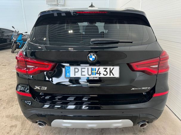 BMW X3 xDrive30e M 216 kW image number 6