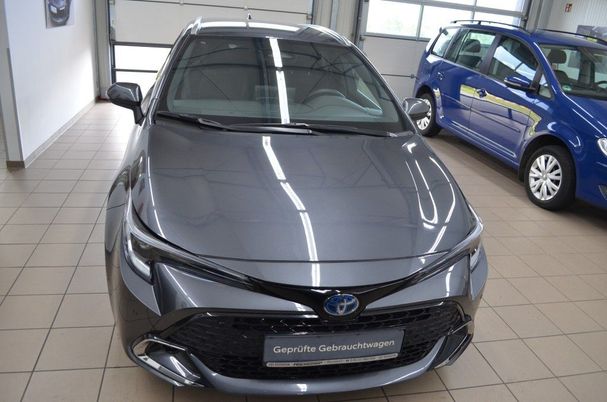 Toyota Corolla 1.8 Hybrid Touring Sports 103 kW image number 3