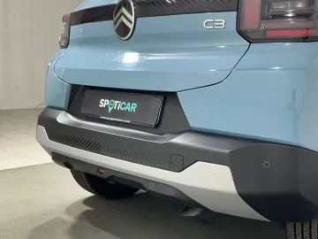 Car image 30