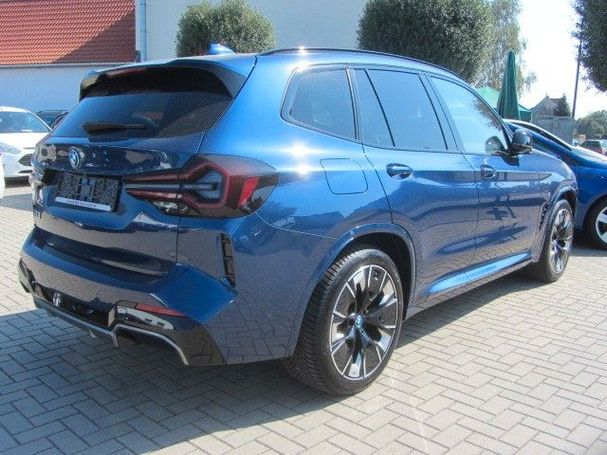 BMW iX3 Impressive 210 kW image number 4