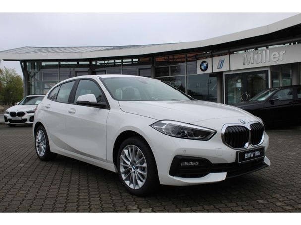 BMW 118i Advantage 100 kW image number 7