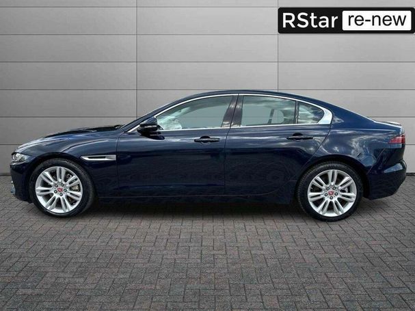 Jaguar XE 132 kW image number 6