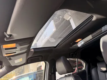 Car image 31