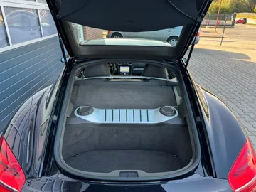 Car image 29