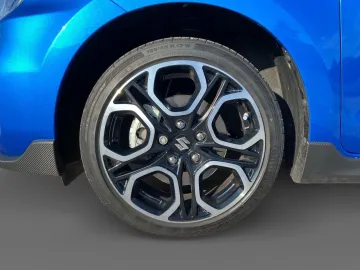 Car image 33