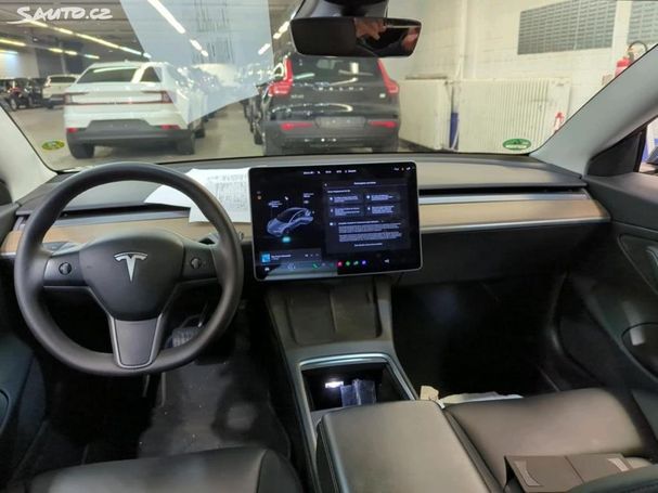 Tesla Model 3 AWD 367 kW image number 4