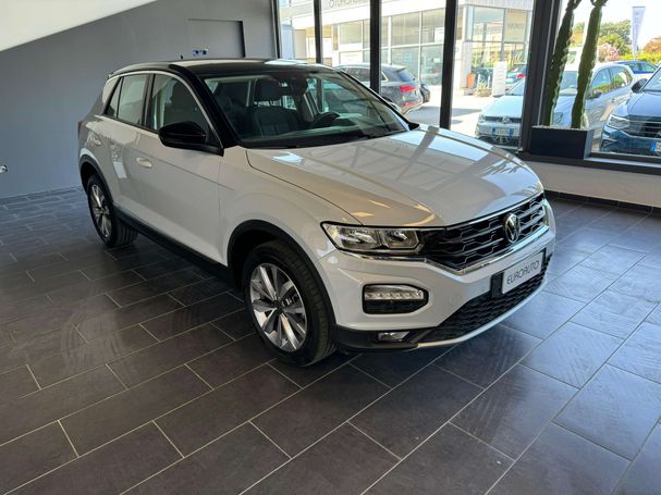 Volkswagen T-Roc 1.0 TSI T-Roc 81 kW image number 2