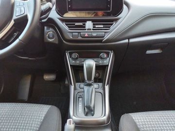 Car image 9