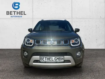 Car image 4