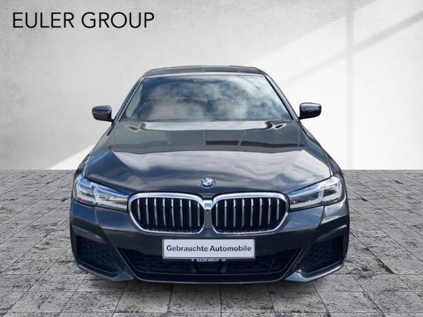 BMW 520i 135 kW image number 2