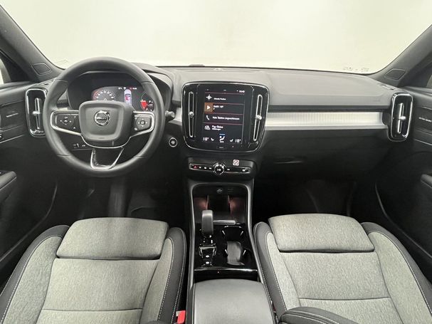 Volvo XC40 T5 Plus 192 kW image number 13