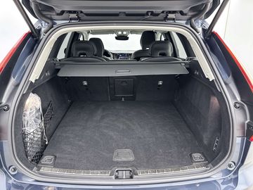 Car image 29