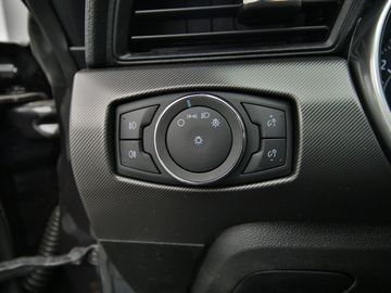 Car image 38