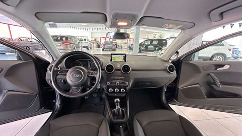 Car image 25