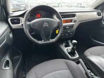 Car image 26