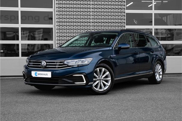 Volkswagen Passat GTE 1.4 TSI PHEV DSG 160 kW image number 1