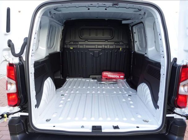 Toyota Proace Verso 96 kW image number 13