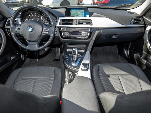 BMW 320d Touring Advantage 140 kW image number 10