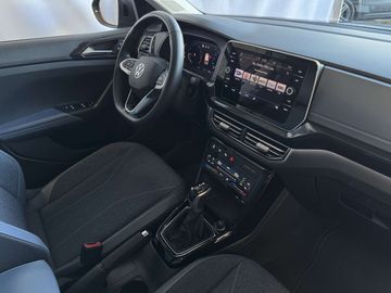 Car image 33