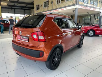 Car image 5