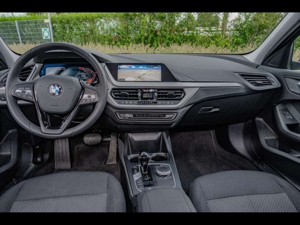 BMW 116i M 80 kW image number 6