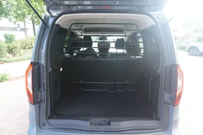 Car image 36