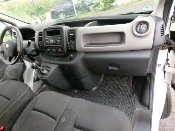 Renault Trafic 145 107 kW image number 9