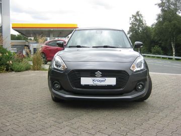 Car image 9