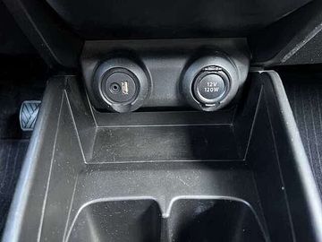 Car image 38