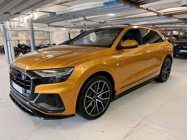 Audi Q8 55 TFSI quattro Tiptronic S-line 250 kW image number 1